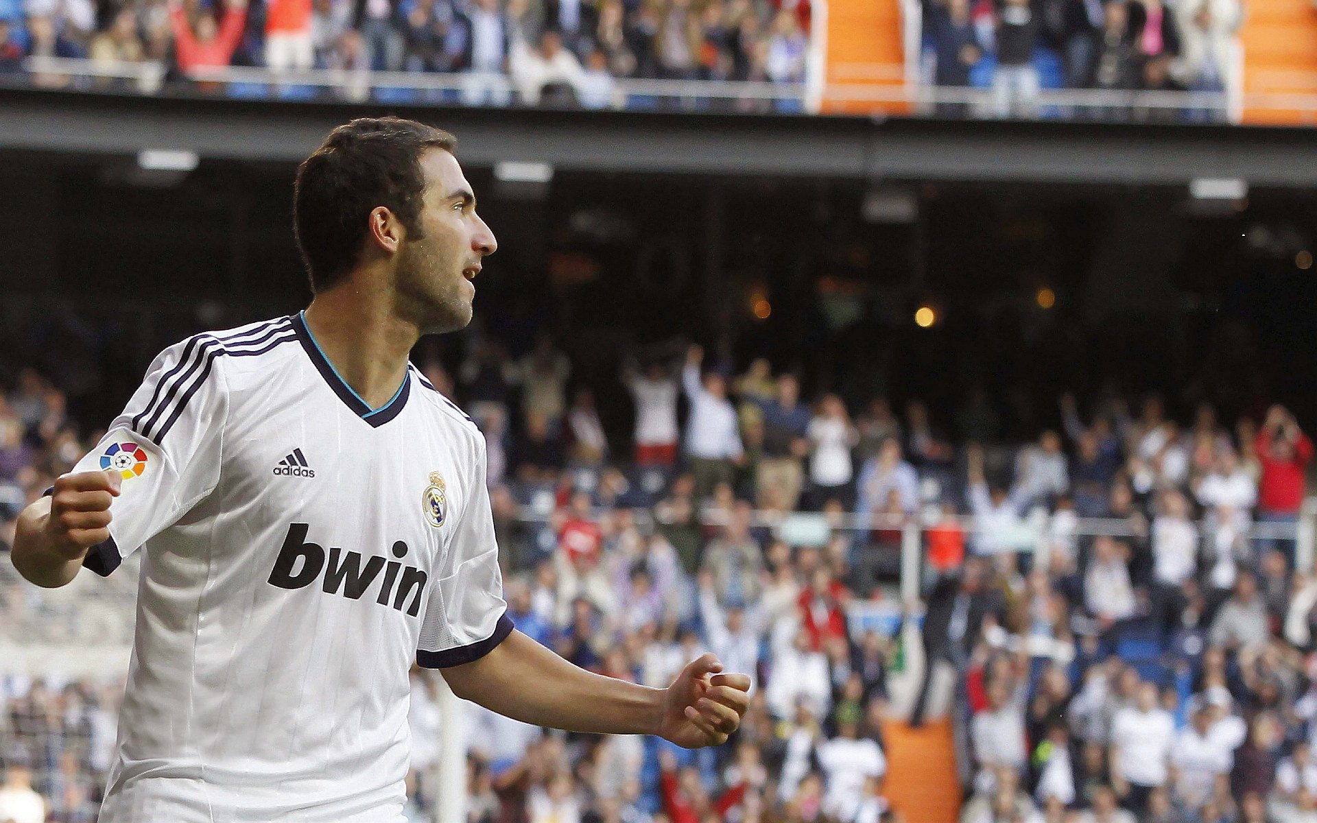 开云体育官网下载安装-国内足球运动装备创新研发成果频出，行业技术不断突破，国产足球运动装备品牌